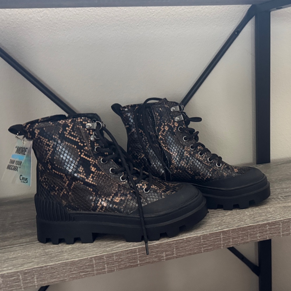 Sam Edelman Waterproof Snakeskin Lace-Up Combat Boots NWT